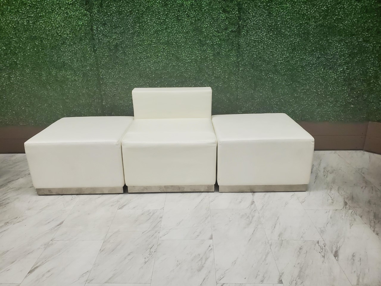 3- Piece Sofa 1  back 3- Piece Sofa 1  back